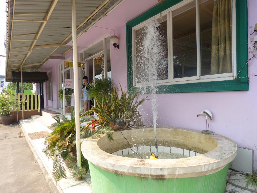 Hotel Silver Reef Udon Thani Esterno foto