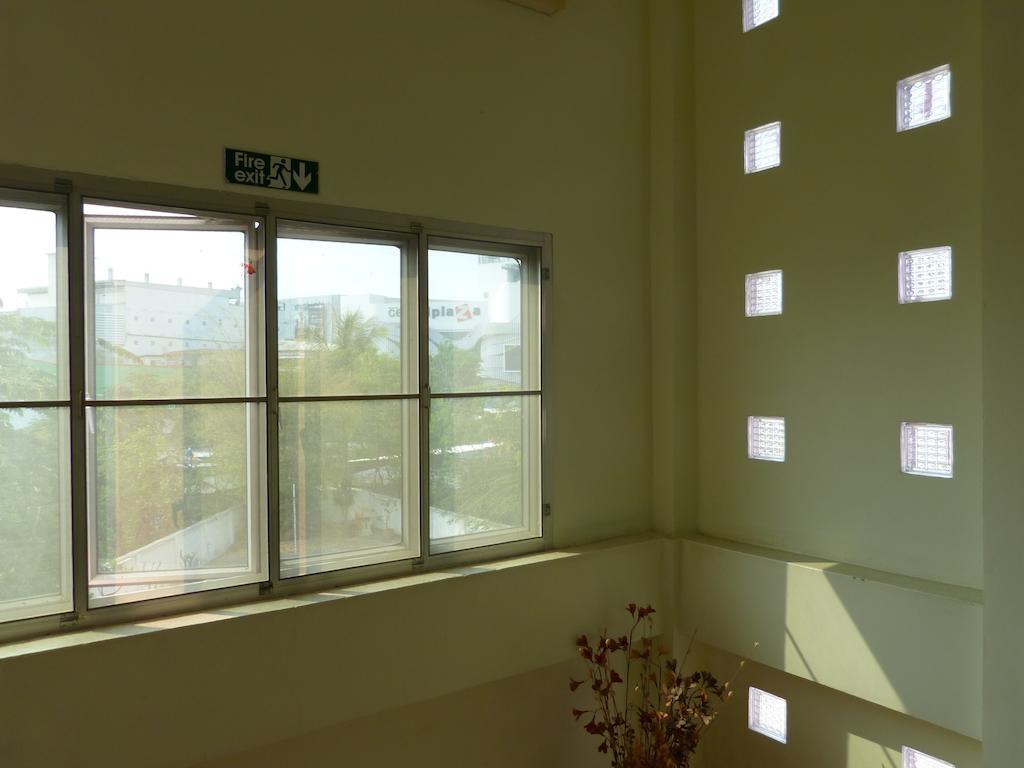 Hotel Silver Reef Udon Thani Esterno foto